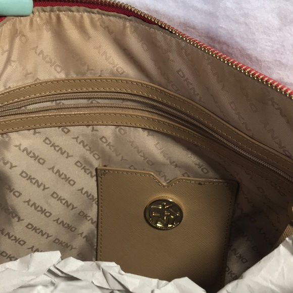 DKNY Bag - Picture 3 of 3